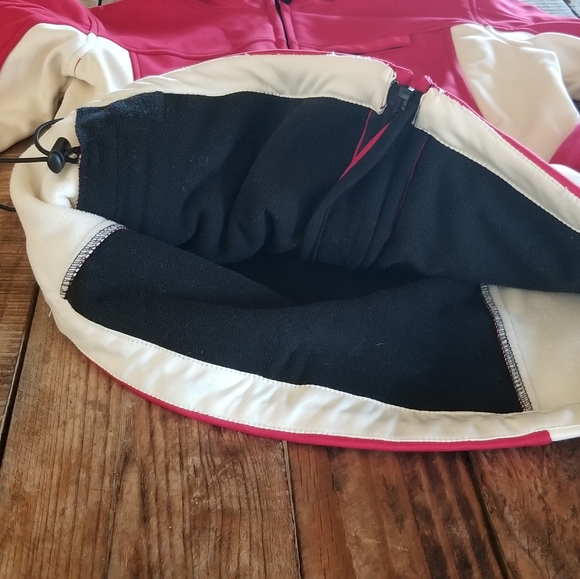 Icewear Red and White Jacket - Picture 7 of 14